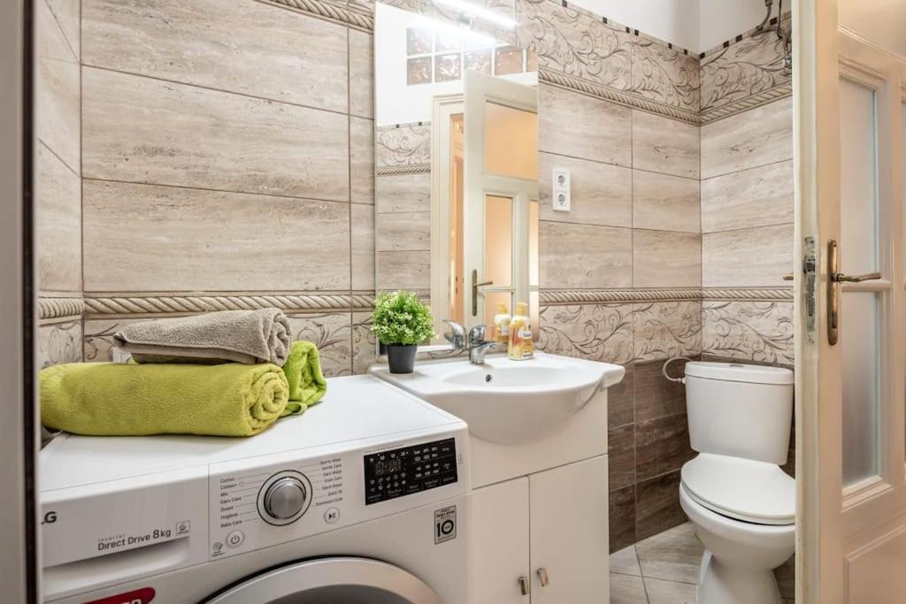 Apartament Charming *